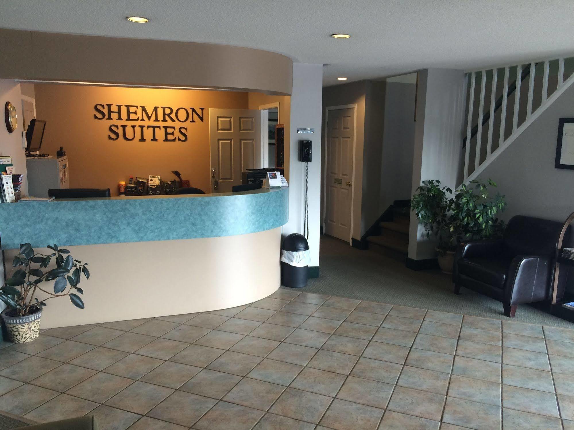 Shemron Suites Hotel Deep River Exterior foto